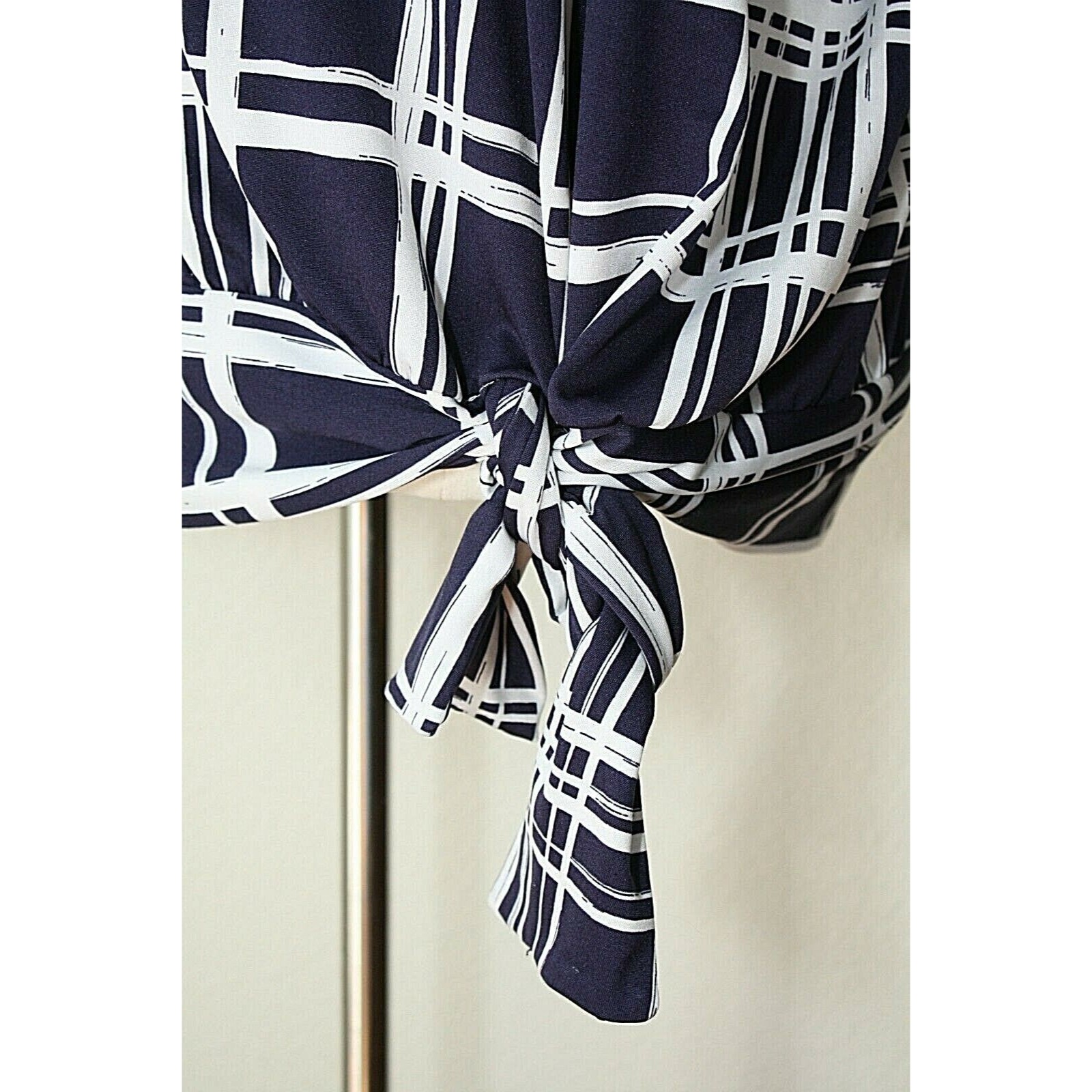 Swak Tank Top Blouse Plus Sz. 5x Navy White Plaid Sleeveless W / Hip Ties #03 — image 4 of 8